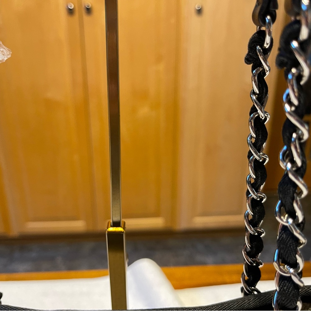 Chanel Deauville Shoulder Bag - Picture 5 of 16